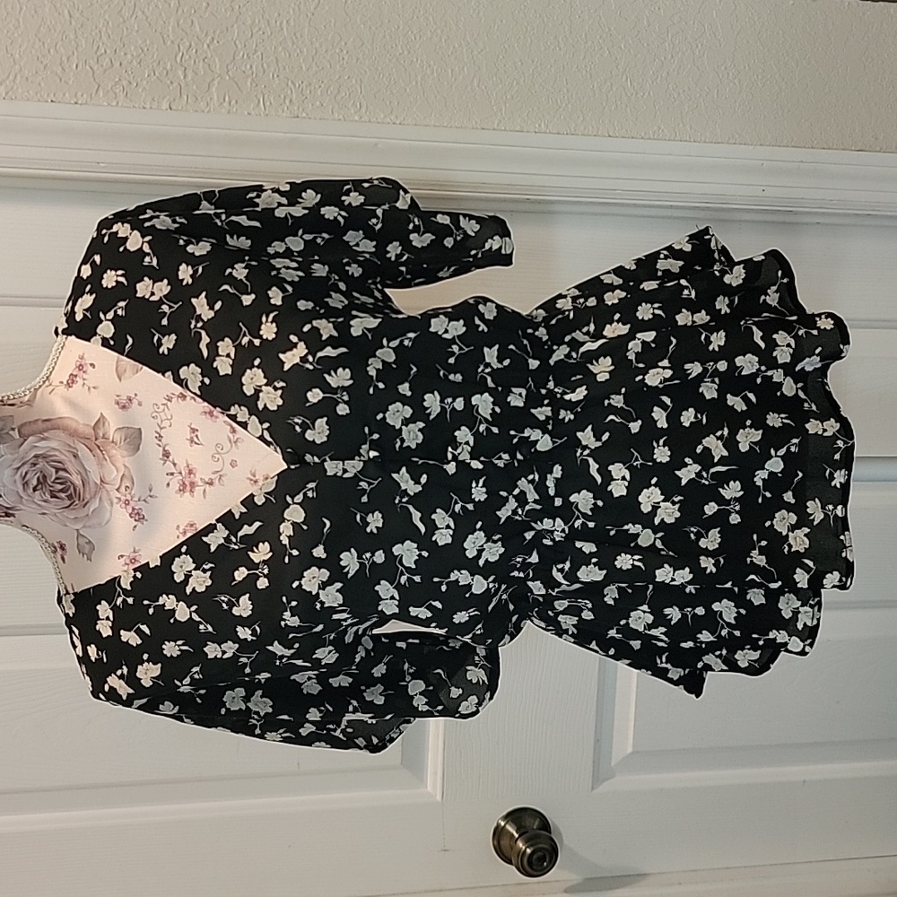 NWOT Sienna Sky Blouse